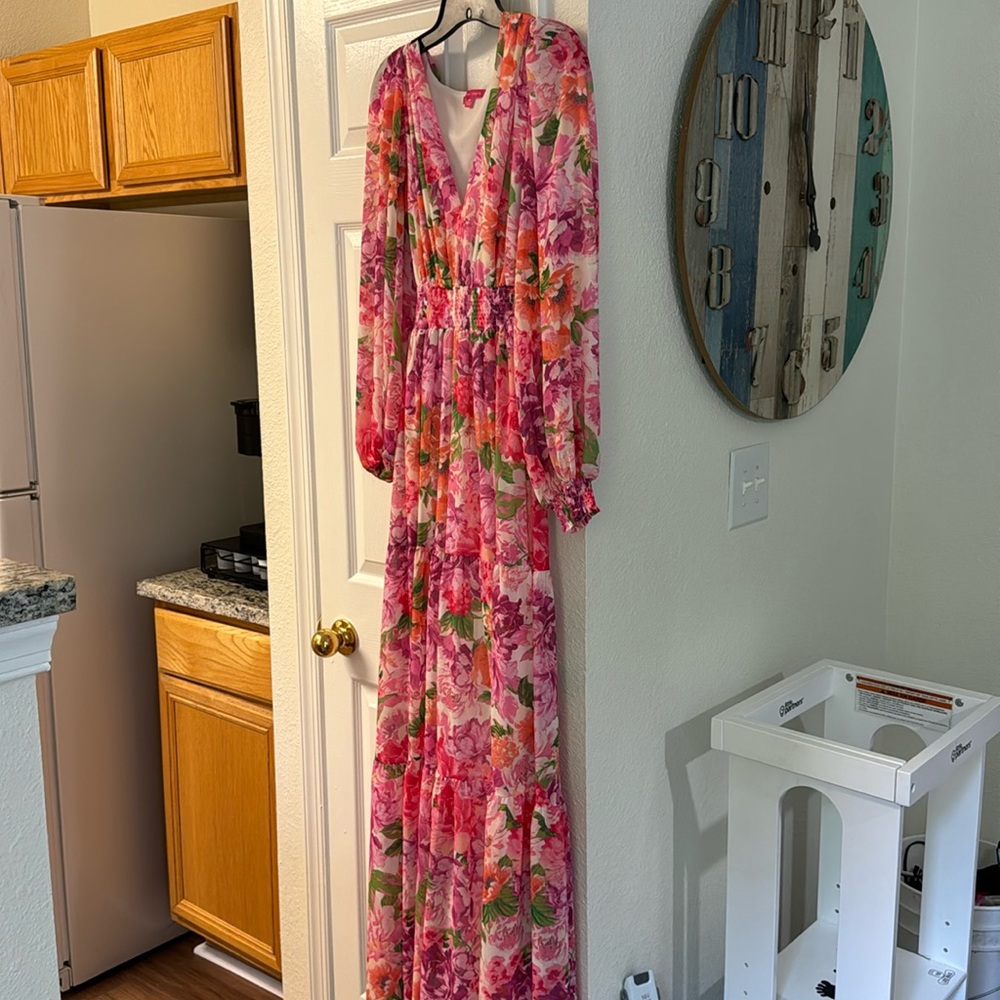 Gorgeous Flying Tomato Maxi Dress